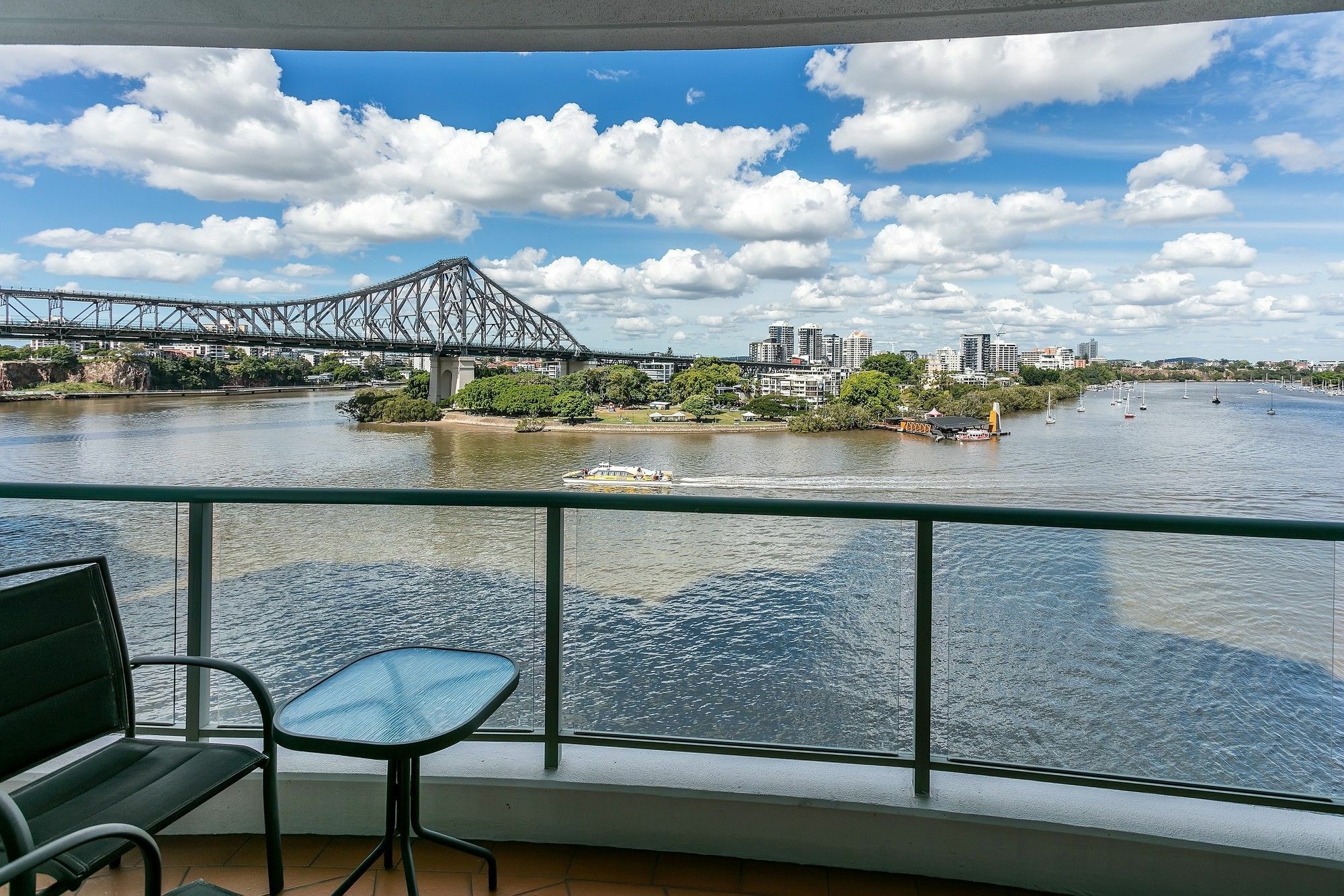 River View Suites In The Heart Of Brisbane Exterior photo